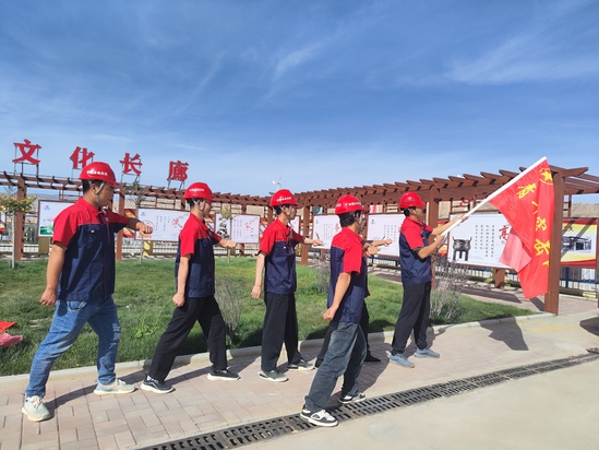 青年突擊隊合影 攝影:靳成芳.jpg